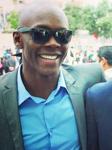 Israel Adesanya, the film's subject