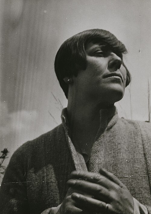 Hilla von Rebay, the film's subject