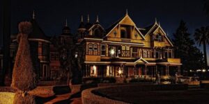 Winchester Mystery House: History, Architecture, and the Legend