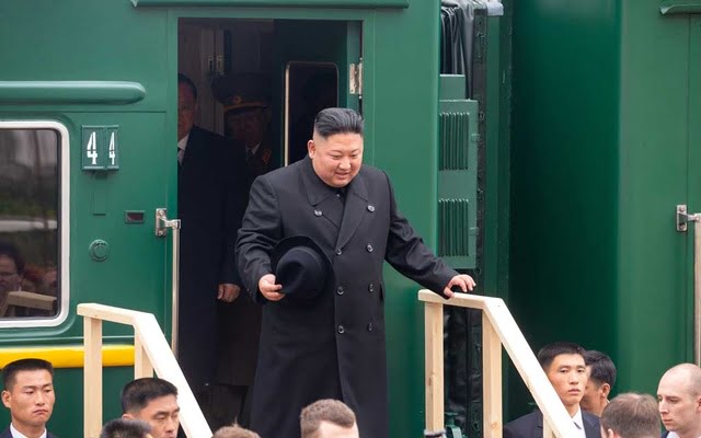 kim jong un train