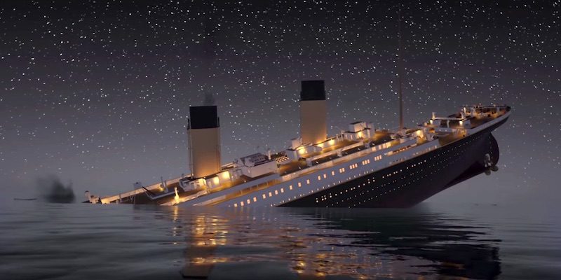 titanic sinks