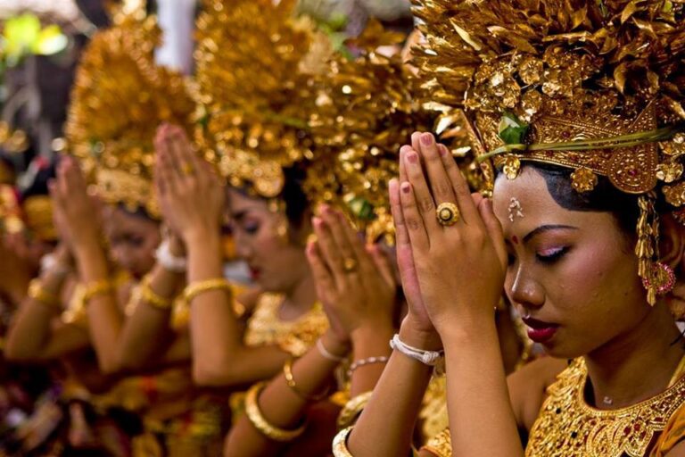 Understanding Religion: Hinduism Facts