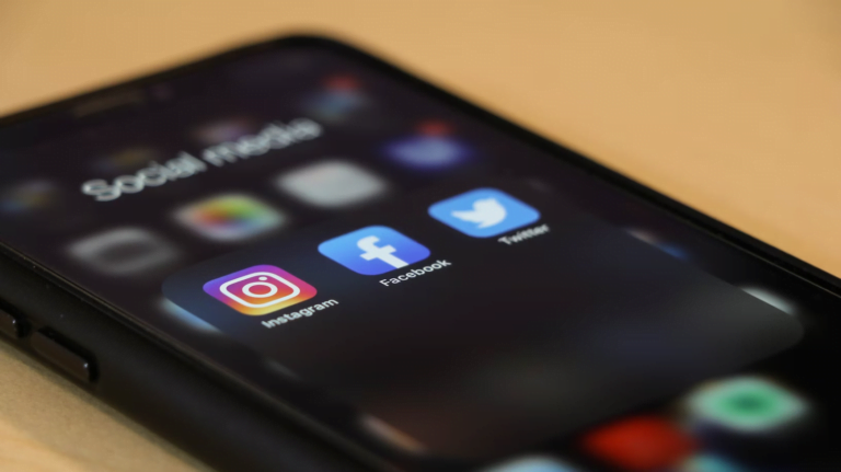9 Best Practices for Protecting Your Privacy on Social Media
